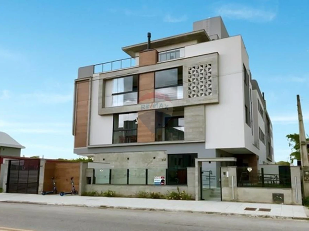 Apartamento Moderno de 2 Quartos com Suíte em Ingleses, Florianópolis