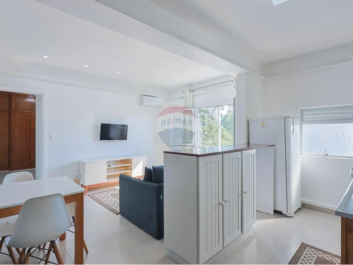 Меблированные апартаменты 1 спальня на продажу — Cachoeira do Bom Jesus, Florianópolis