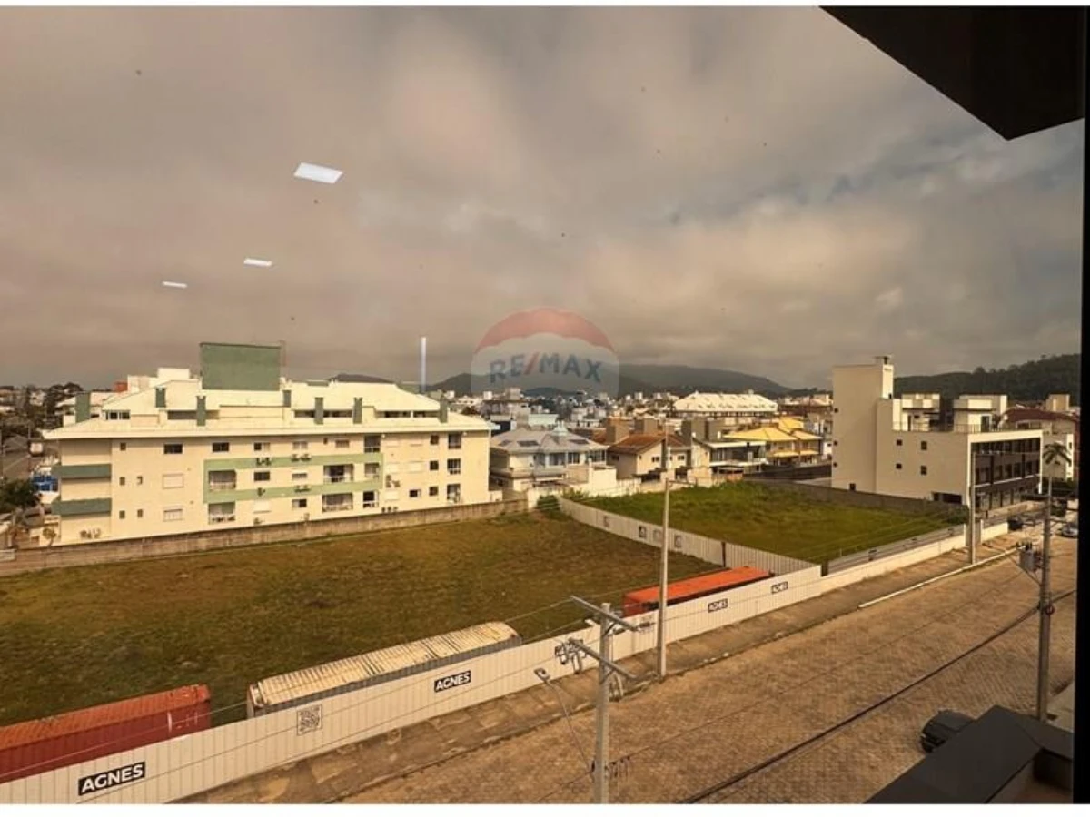 Studio en Venta – Ingleses, Florianópolis | Vista al Mar, Amoblado, Piso 3