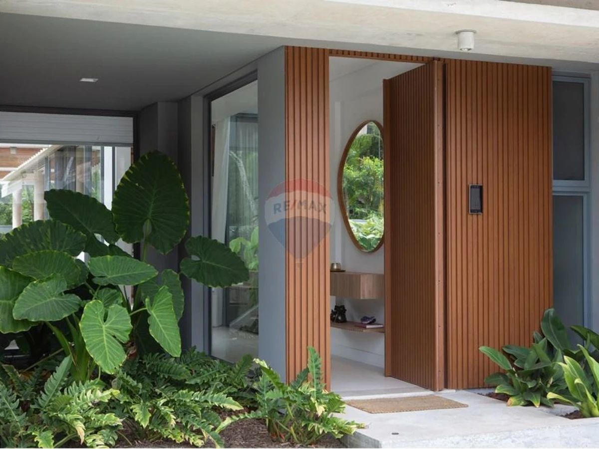 Casa 4 suites en venta en Cachoeira do Bom Jesus, Florianópolis