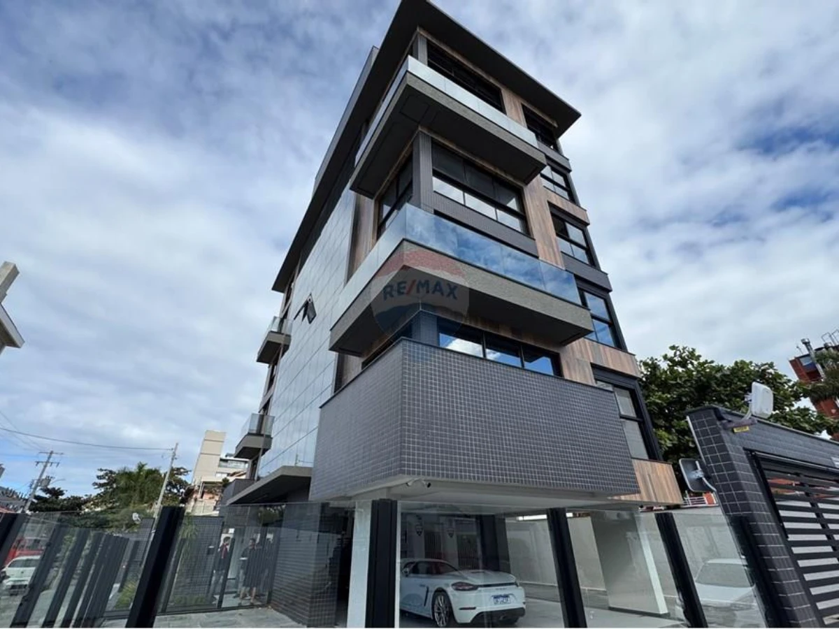 Apartamento Amoblado con Vista al Mar y Piscina en Rooftop – Jurerê Internacional, Florianópolis