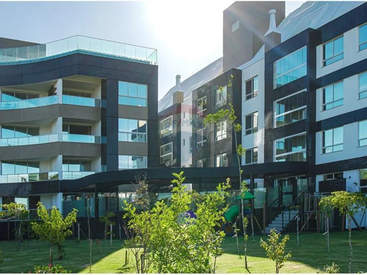 Апартаменты 2 сьюта на продажу — Gaivotas Golden Residence, Ingleses