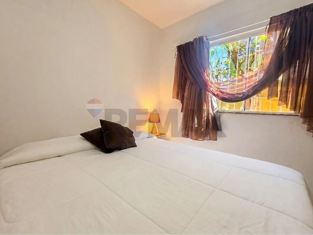 Apartamento Garden en Venta — 3 Dormitorios, 74 m², Ingleses