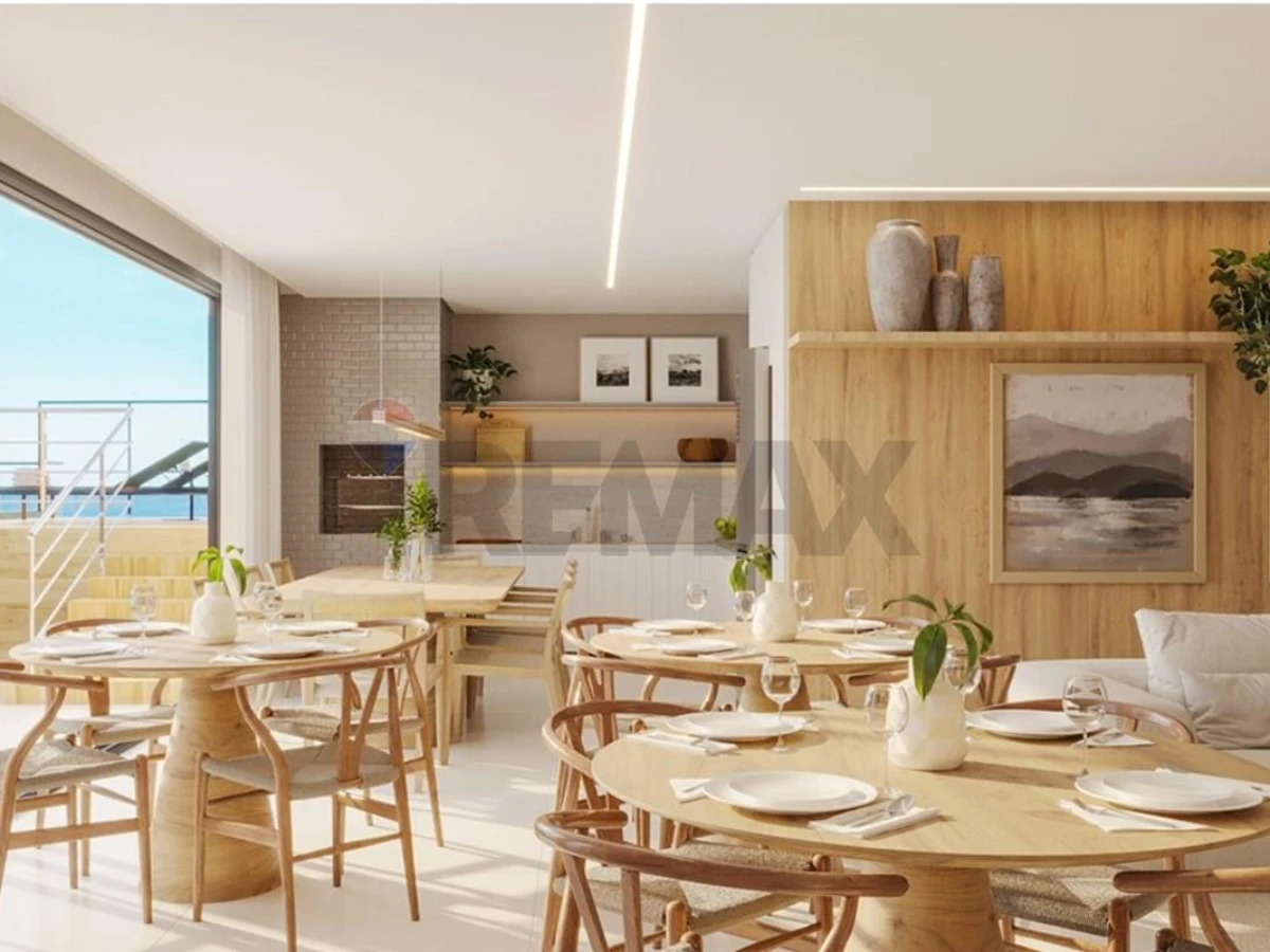 Apartamento 2 Dormitorios en Venta en Ingleses — Algarve Residence