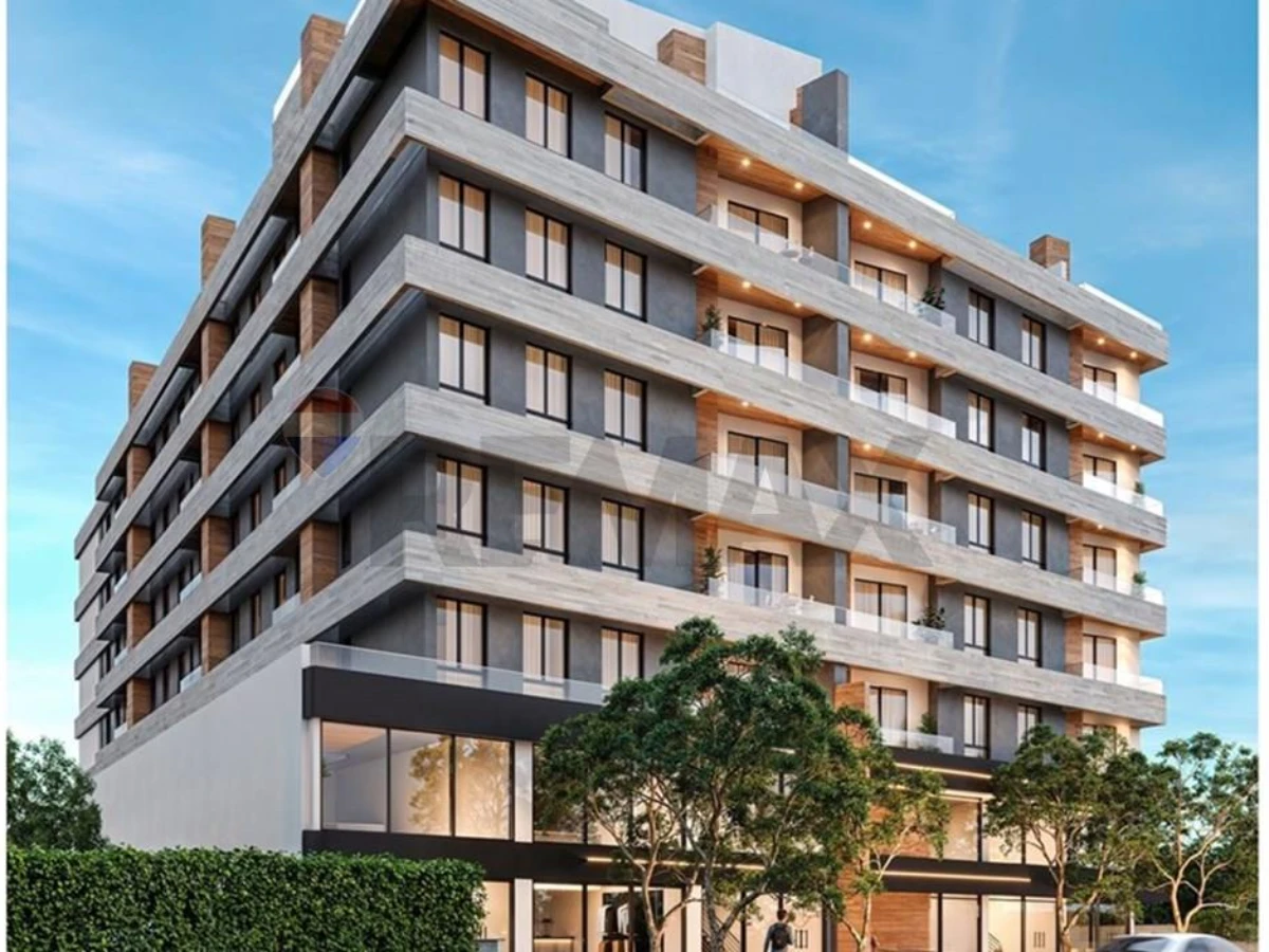 Apartamento 2 Dormitorios en Venta en Ingleses — Algarve Residence