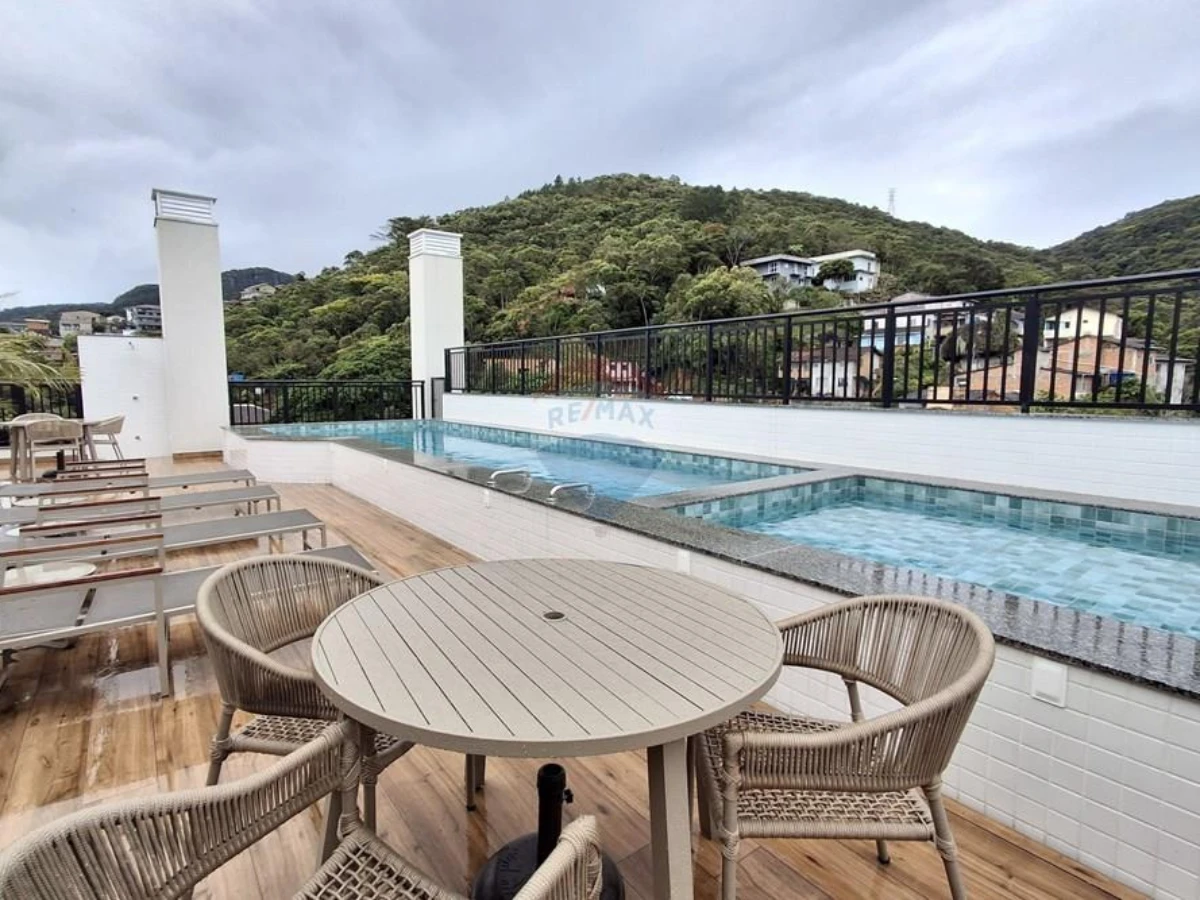 Apartamento 3 Dormitórios com Vista Mar à Venda no Saco Grande, Florianópolis
