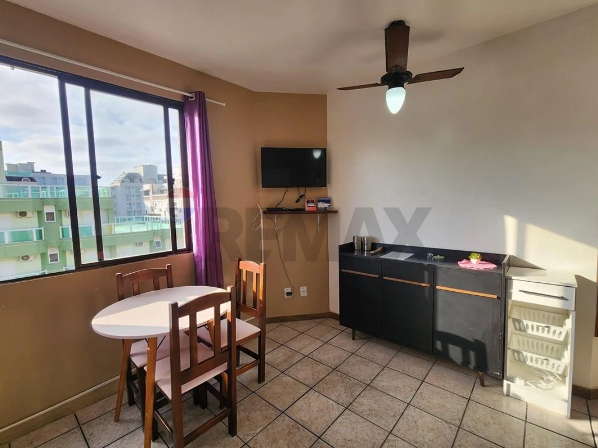 Apartamento 1 Quarto a 30m da Praia — Canasvieiras, Florianópolis