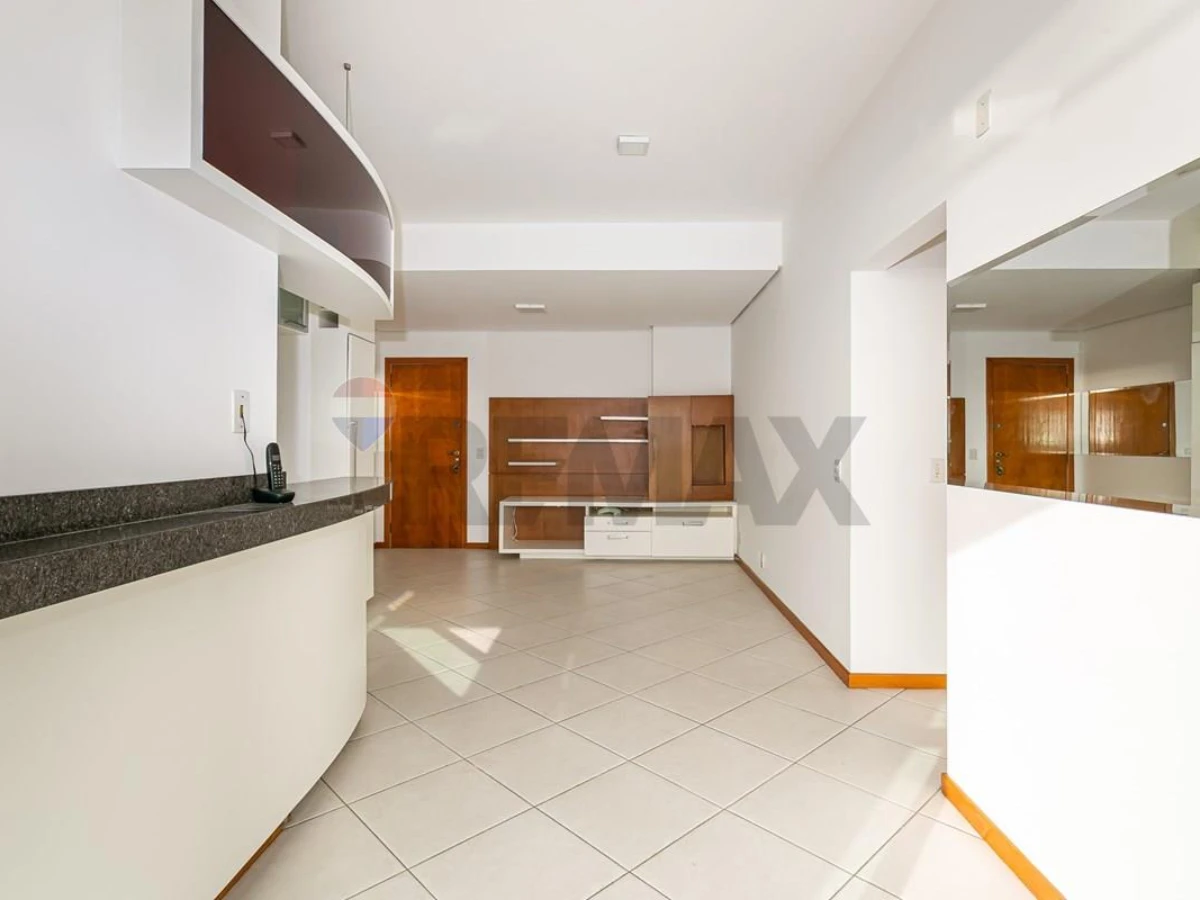 Apartamento 2 Quartos com Vista para o Mar à Venda — Itacorubi, Florianópolis