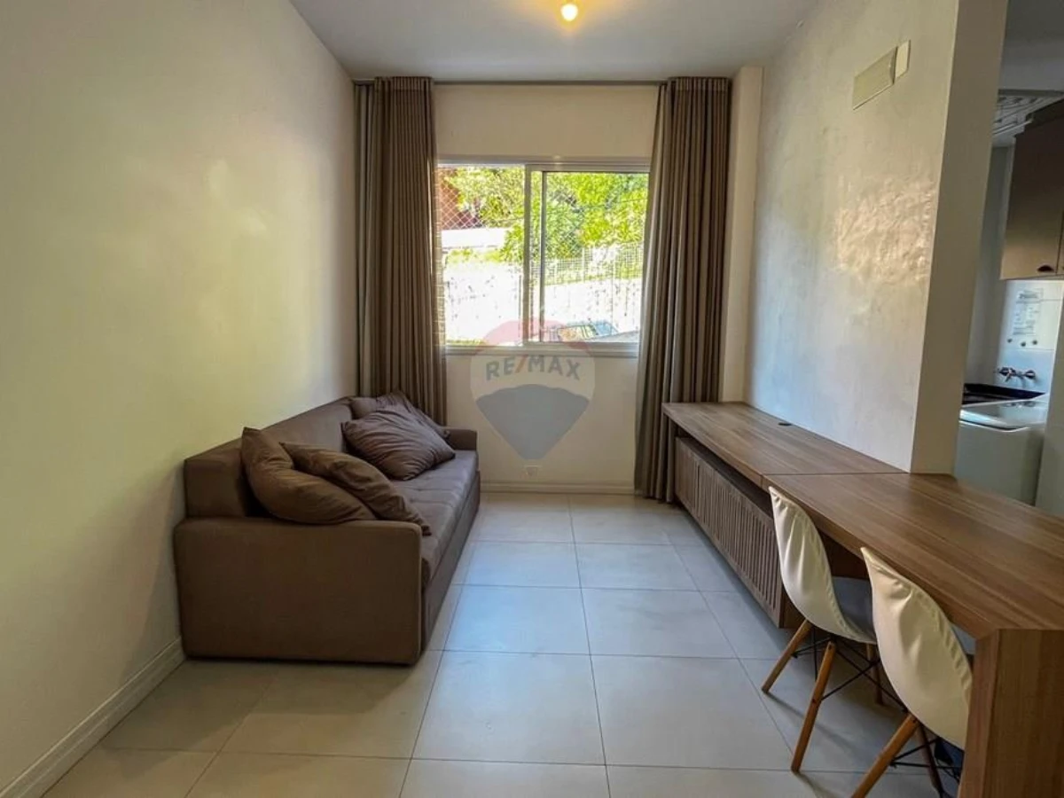 Apartamento 1 Dormitório à Venda no Centro de Florianópolis