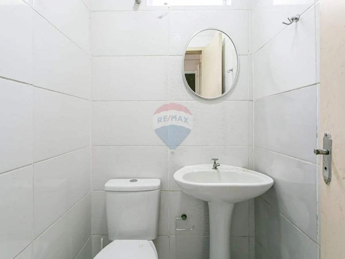 Casa 3 Dormitorios con Terreno de 3.200 m² — Costeira do Pirajubaé, Florianópolis