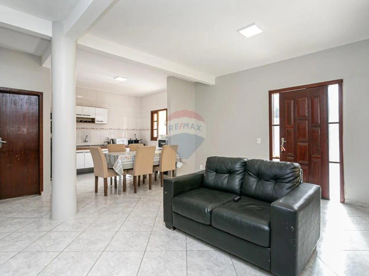 Casa 4 Dormitorios en Venta en Rio Vermelho, Florianópolis
