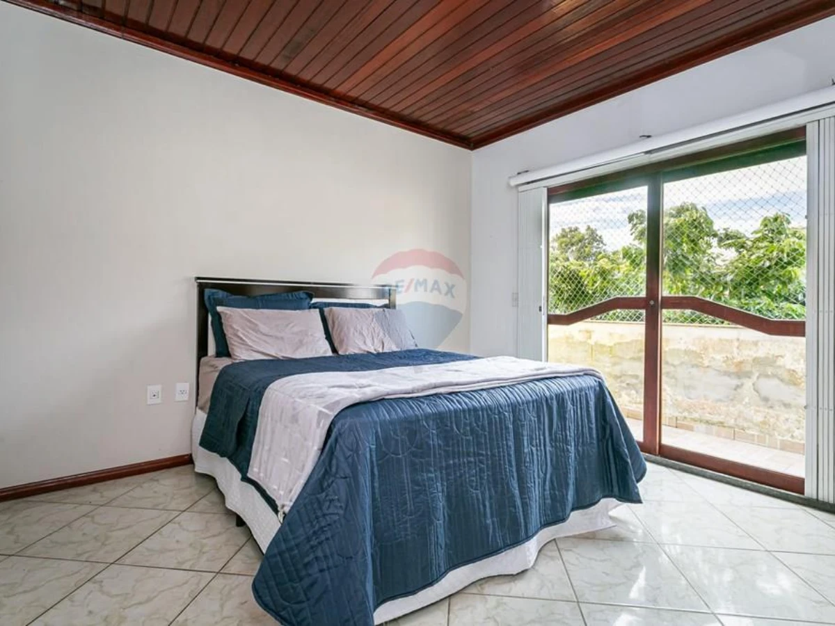 Casa 4 Dormitorios en Venta en Rio Vermelho, Florianópolis