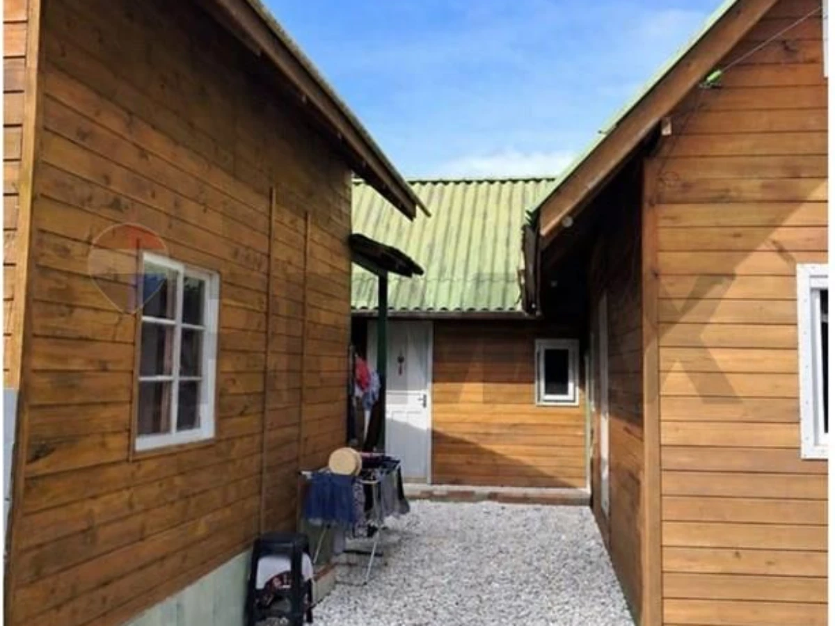 3 Cabañas Amuebladas en Venta en Rio Vermelho, Florianópolis