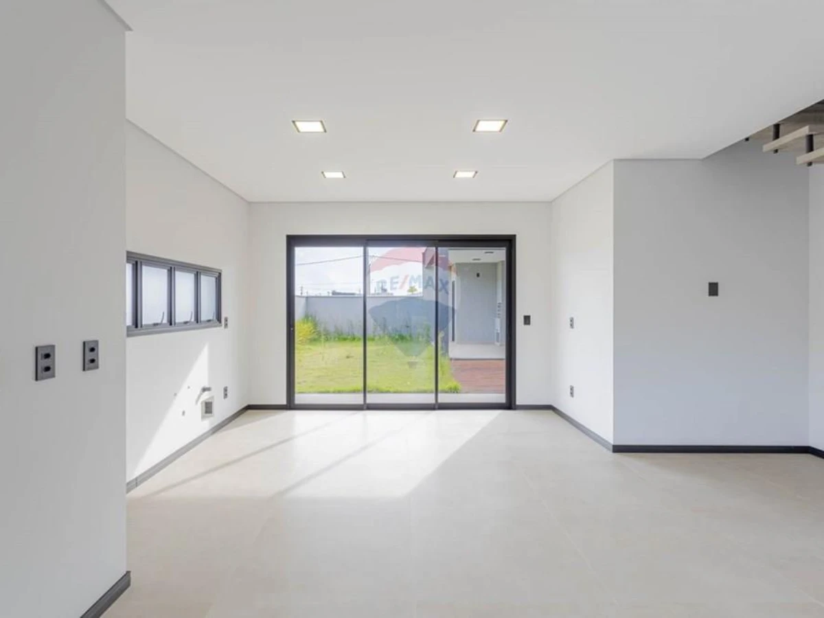 Новый дом 3 сьюта на продажу — Vargem do Bom Jesus, Florianópolis