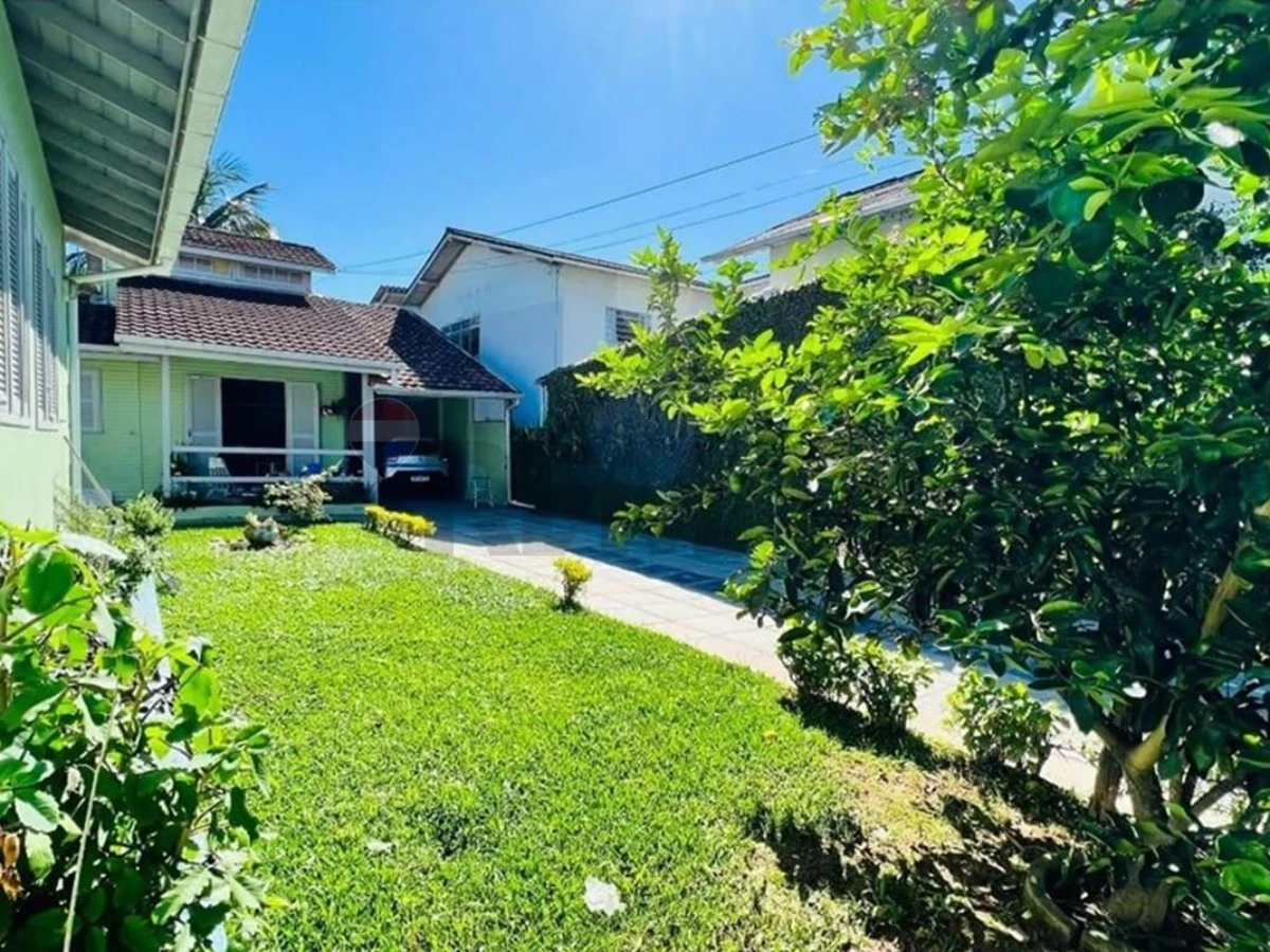 Дом на продажу в Campeche, Florianópolis — участок 450 м²