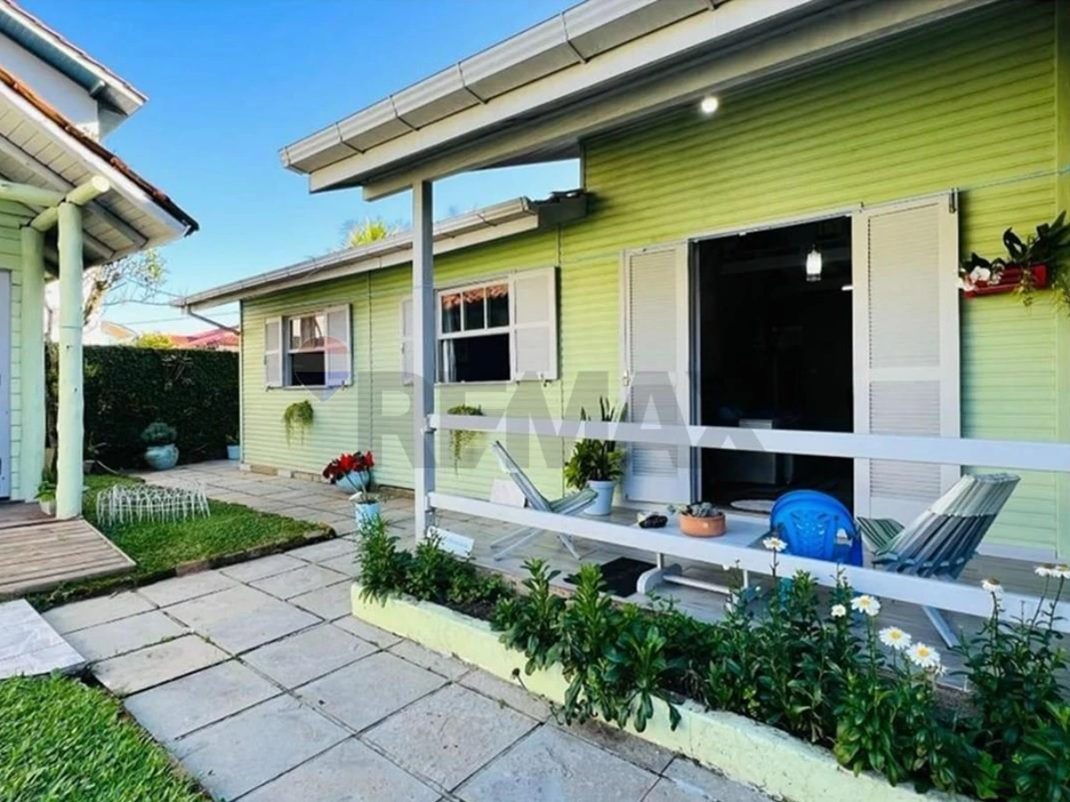 Дом на продажу в Campeche, Florianópolis — участок 450 м²