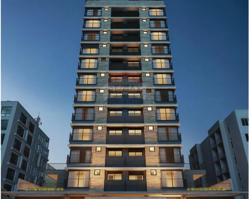 2-Suite Apartment for Sale in Estreito, Florianópolis