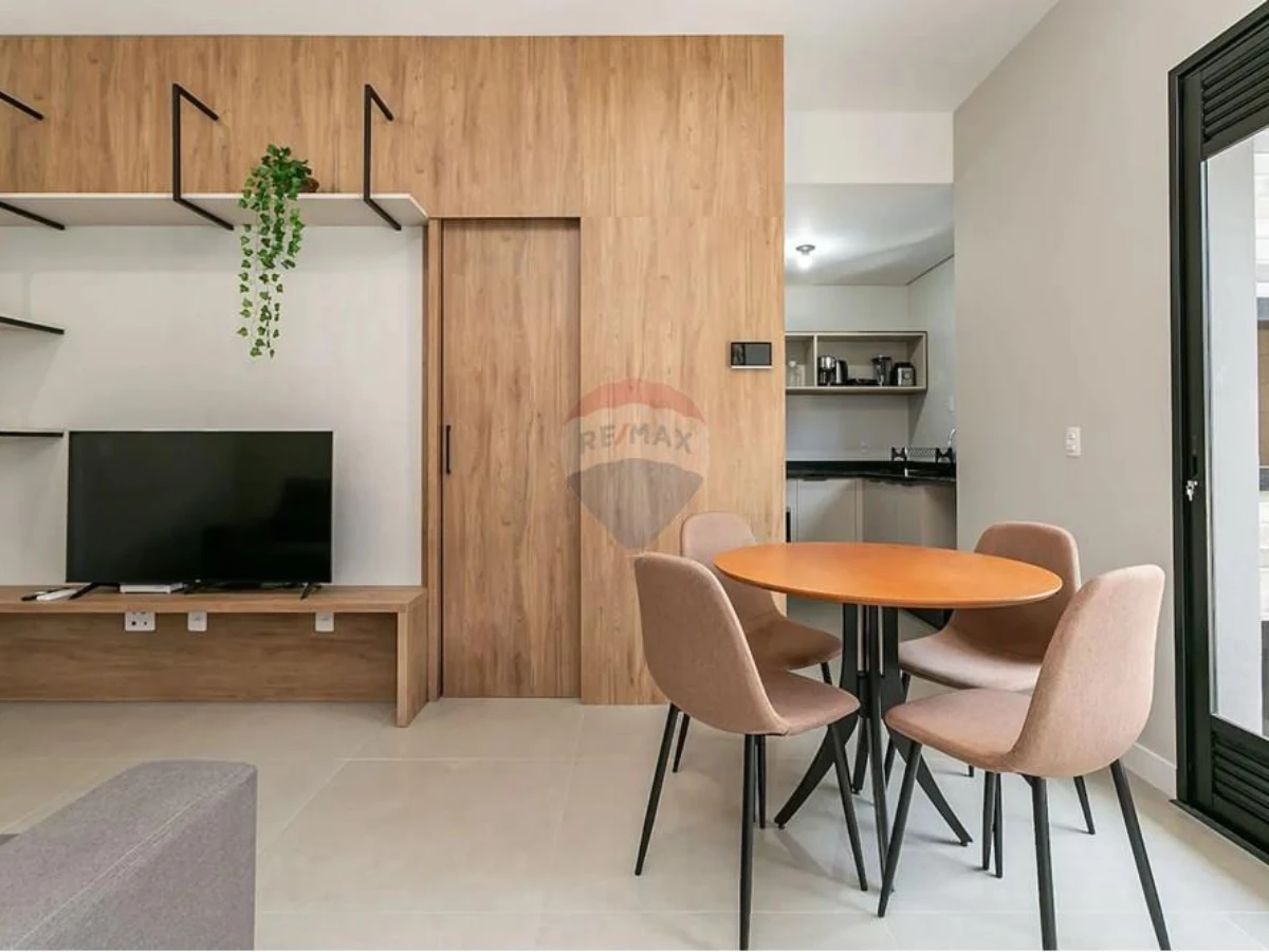 Apartamento 1 Dormitório com Suíte à Venda em Cachoeira do Bom Jesus, Florianópolis