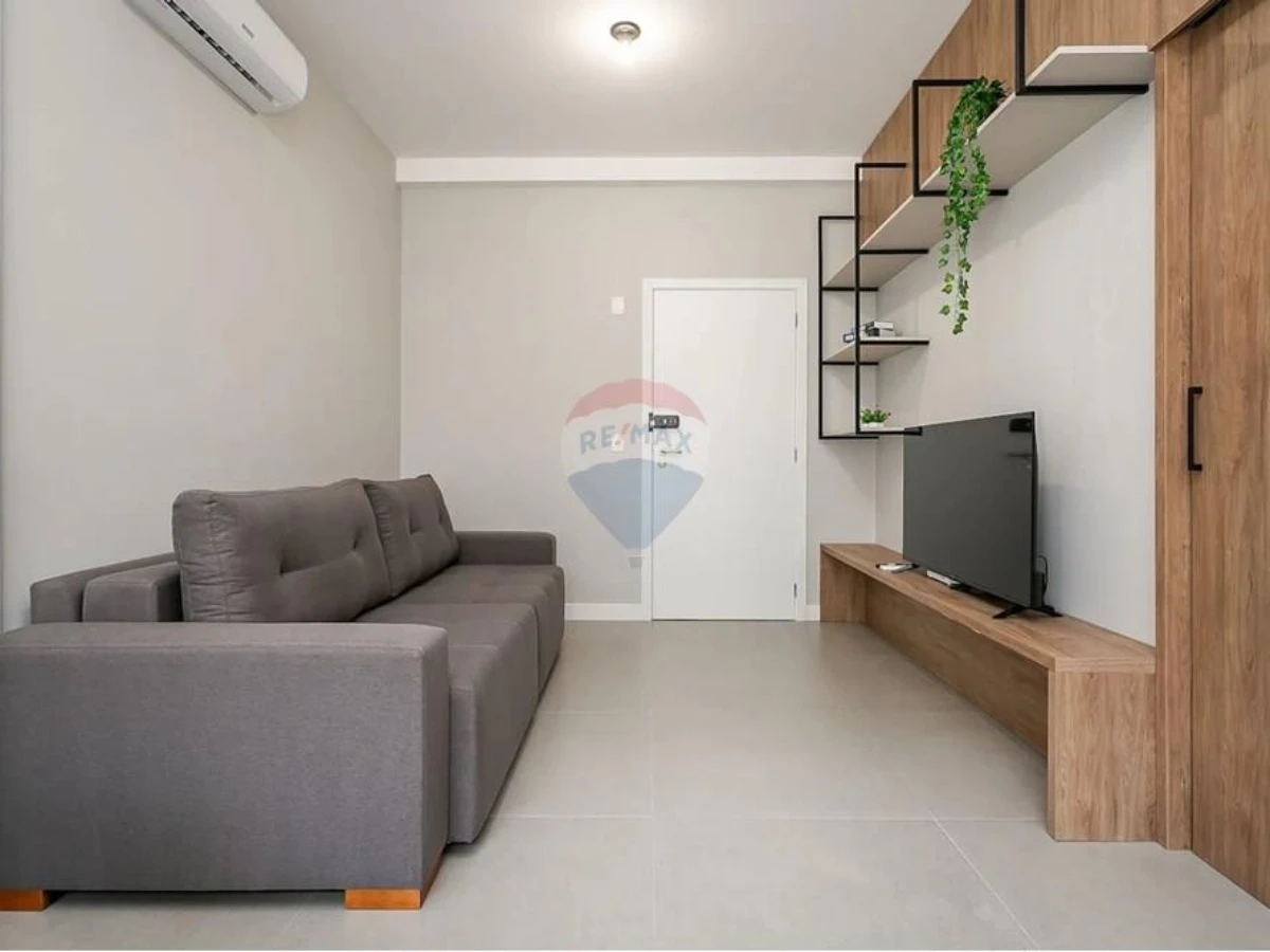 Apartamento 1 Dormitório com Suíte à Venda em Cachoeira do Bom Jesus, Florianópolis