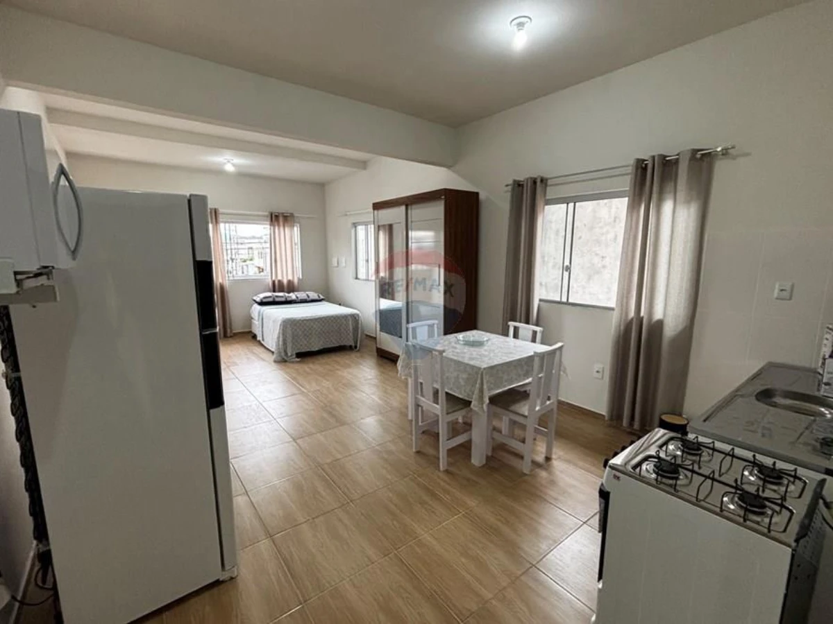Kitnet Mobiliada com Sacada para Alugar em Ingleses, Florianópolis
