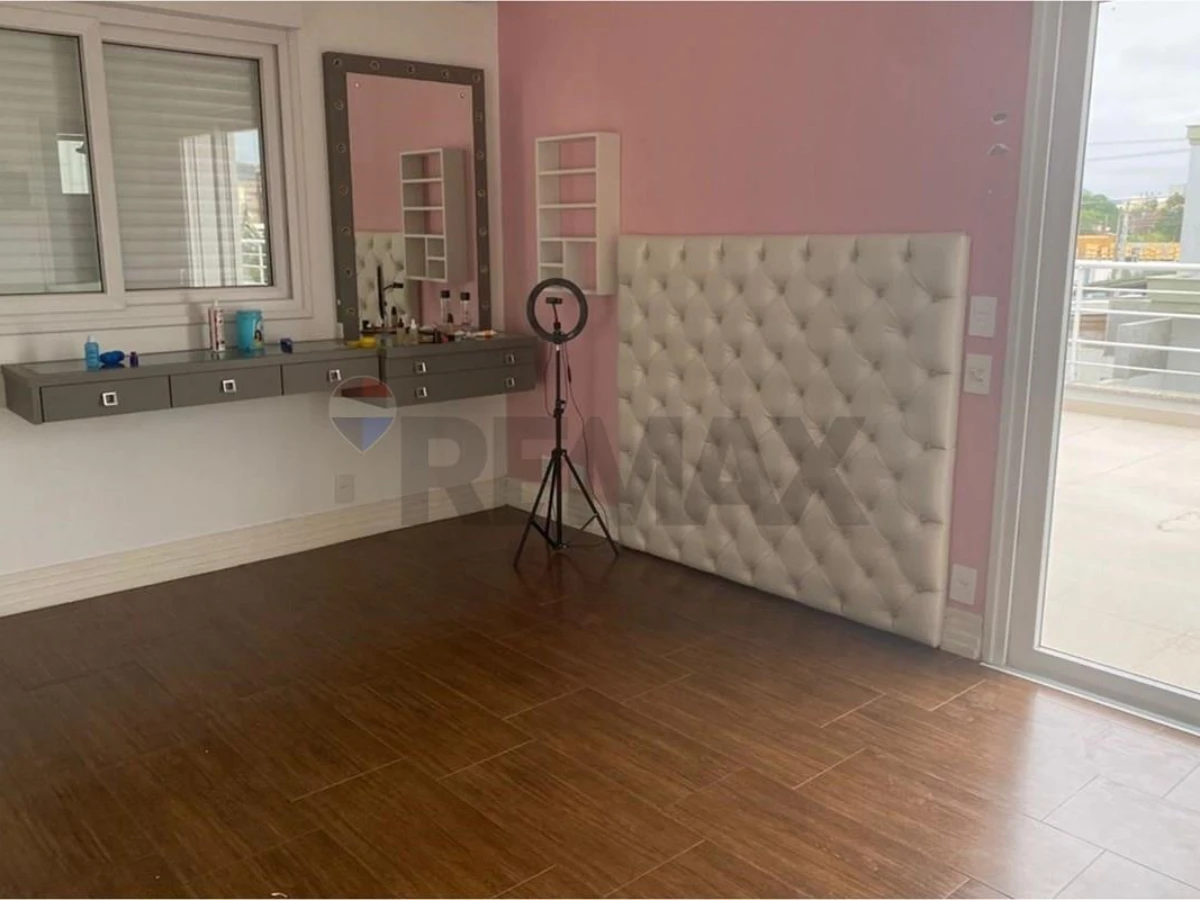 Casa 3 Dormitórios com Piscina à Venda em Ingleses, Florianópolis