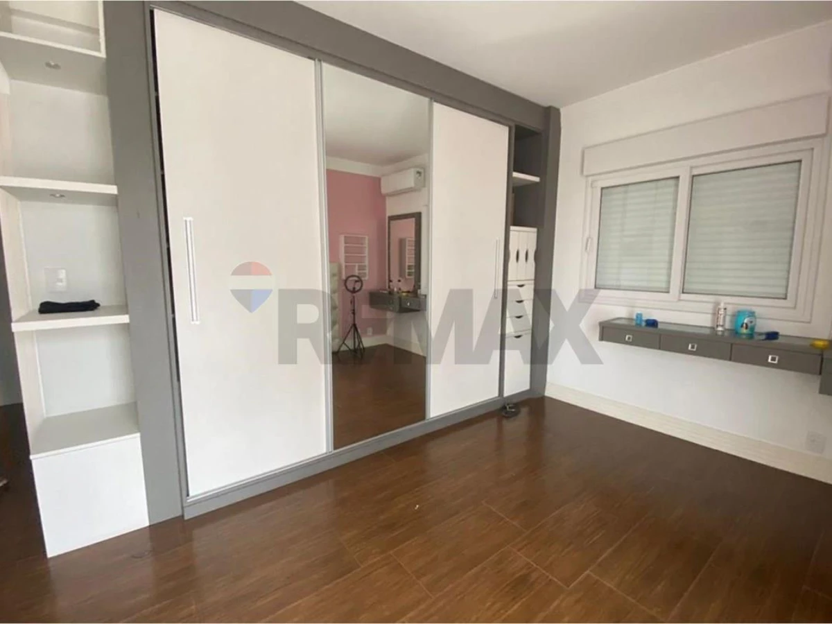Casa 3 Dormitórios com Piscina à Venda em Ingleses, Florianópolis