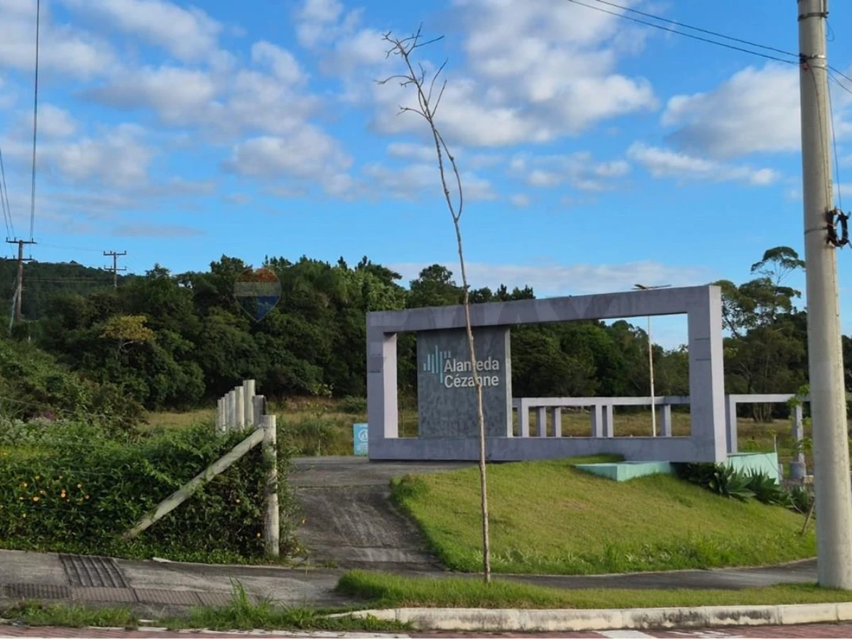 Casa 3 Dormitorios en Venta en Canasvieiras, Florianópolis — 117 m²