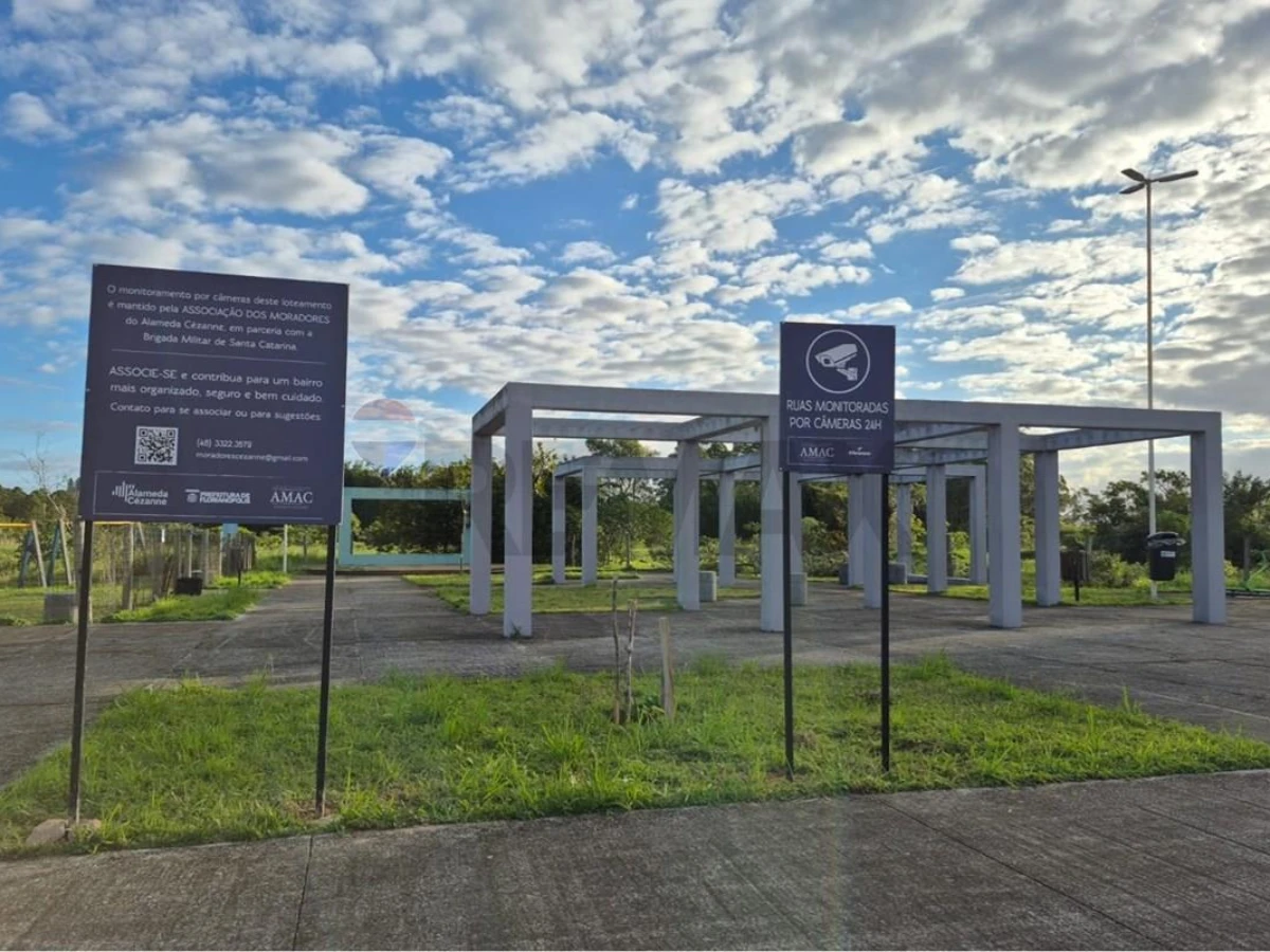 Casa 3 Dormitorios en Venta en Canasvieiras, Florianópolis — 117 m²