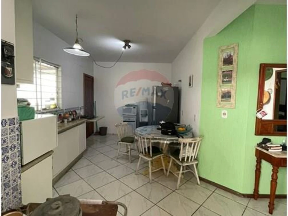 Отремонтированный дом 3 спальни с бассейном в Ingleses, Florianópolis
