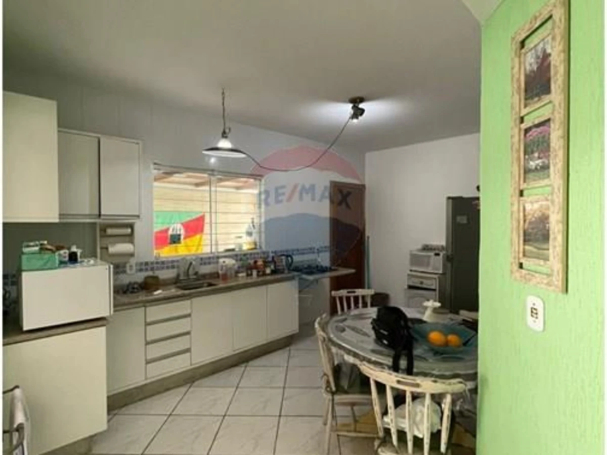 Отремонтированный дом 3 спальни с бассейном в Ingleses, Florianópolis