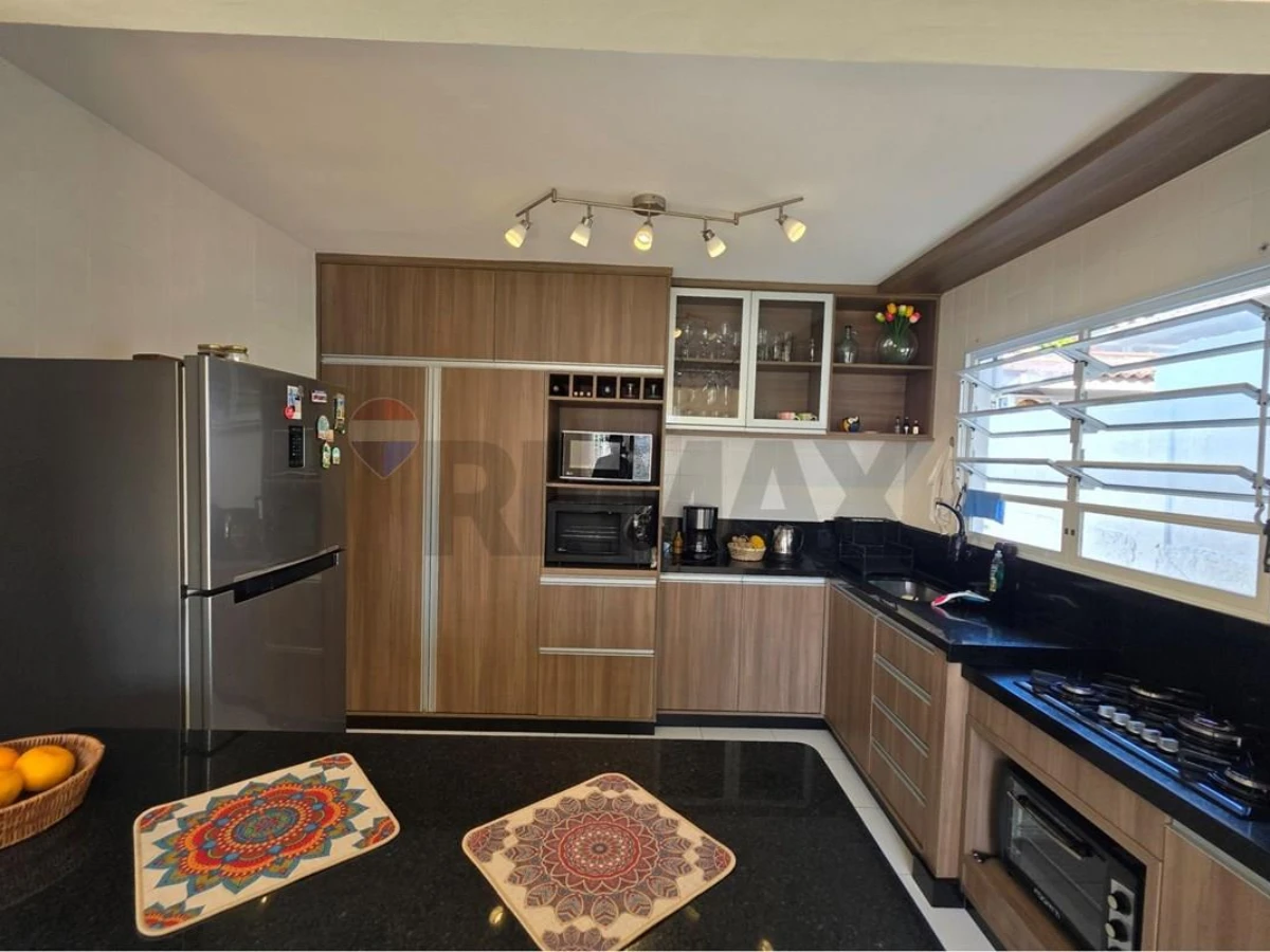 Casa 3 Dormitórios à Venda em Ingleses, Florianópolis