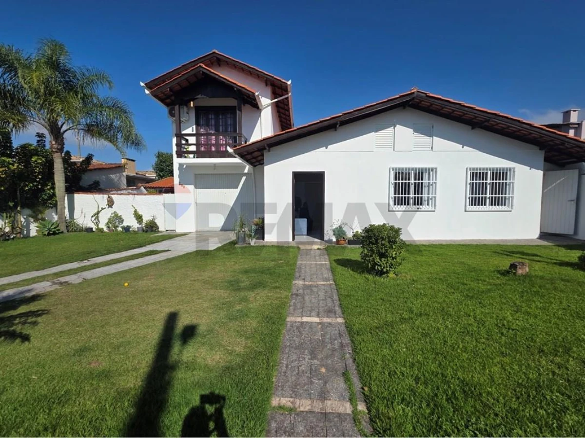 Casa 3 Dormitórios à Venda em Ingleses, Florianópolis