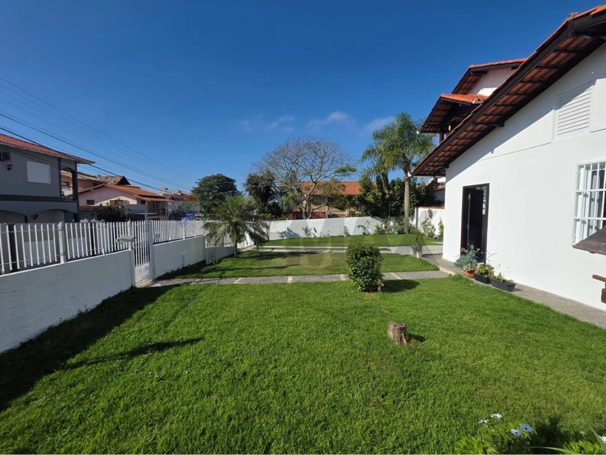 Casa 3 Dormitórios à Venda em Ingleses, Florianópolis