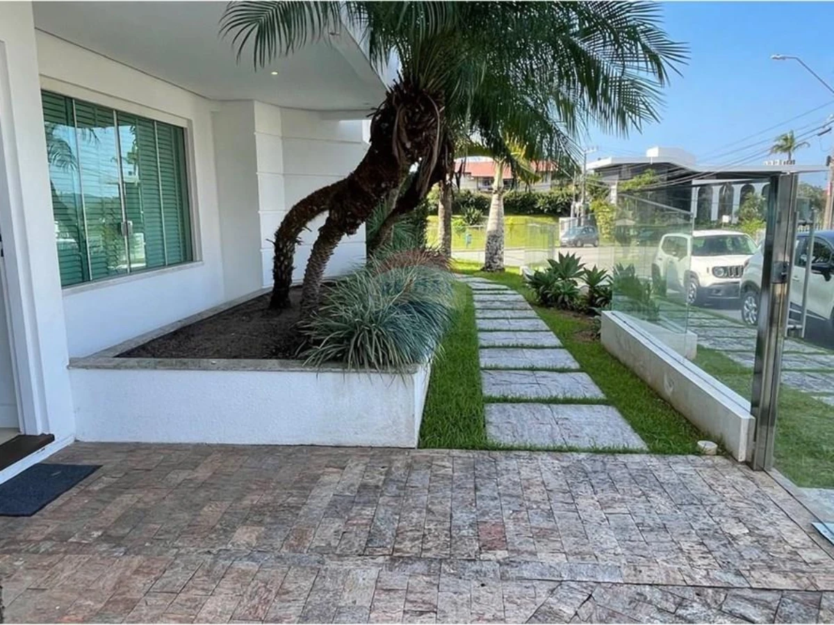 Casa 7 Dormitorios en Venta — Lagoa da Conceição, Florianópolis
