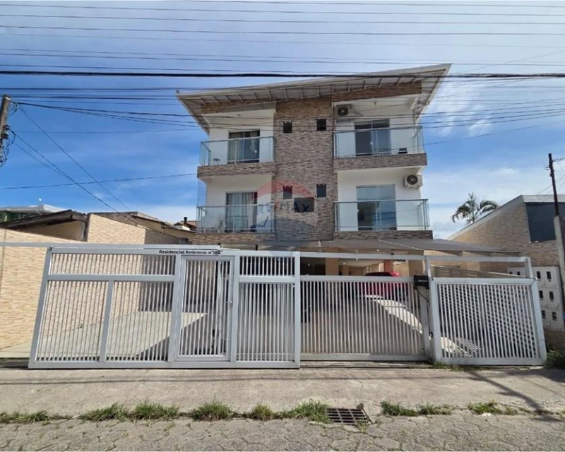 Apartamento Garden en Planta Baja en Venta en Ingleses, Florianópolis