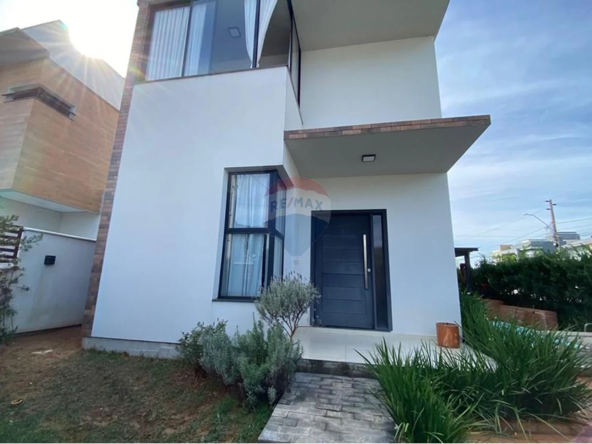 Дом 3 спальни на продажу в Rio Vermelho, Florianópolis