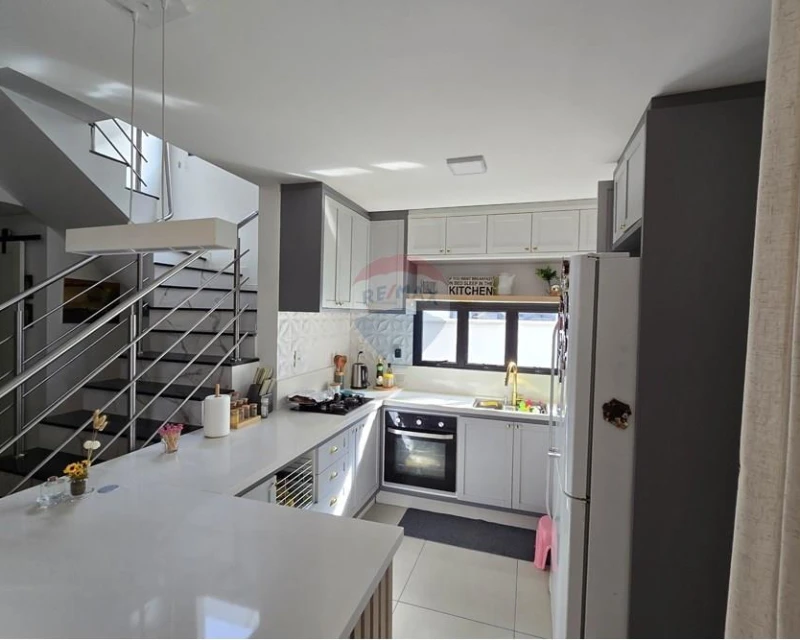 Casa 3 Dormitorios en Venta en Rio Vermelho, Florianópolis