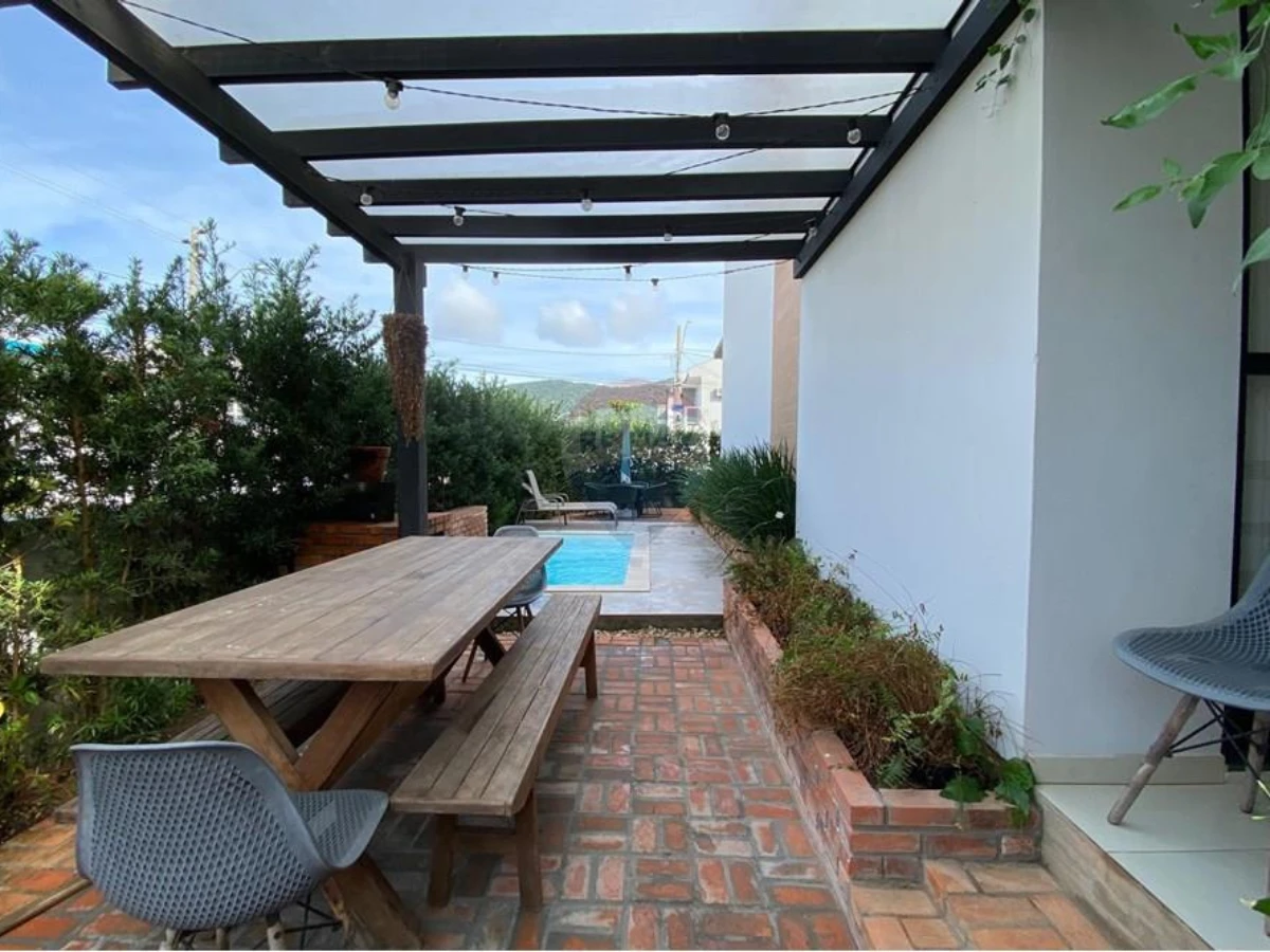 Дом 3 спальни на продажу в Rio Vermelho, Florianópolis