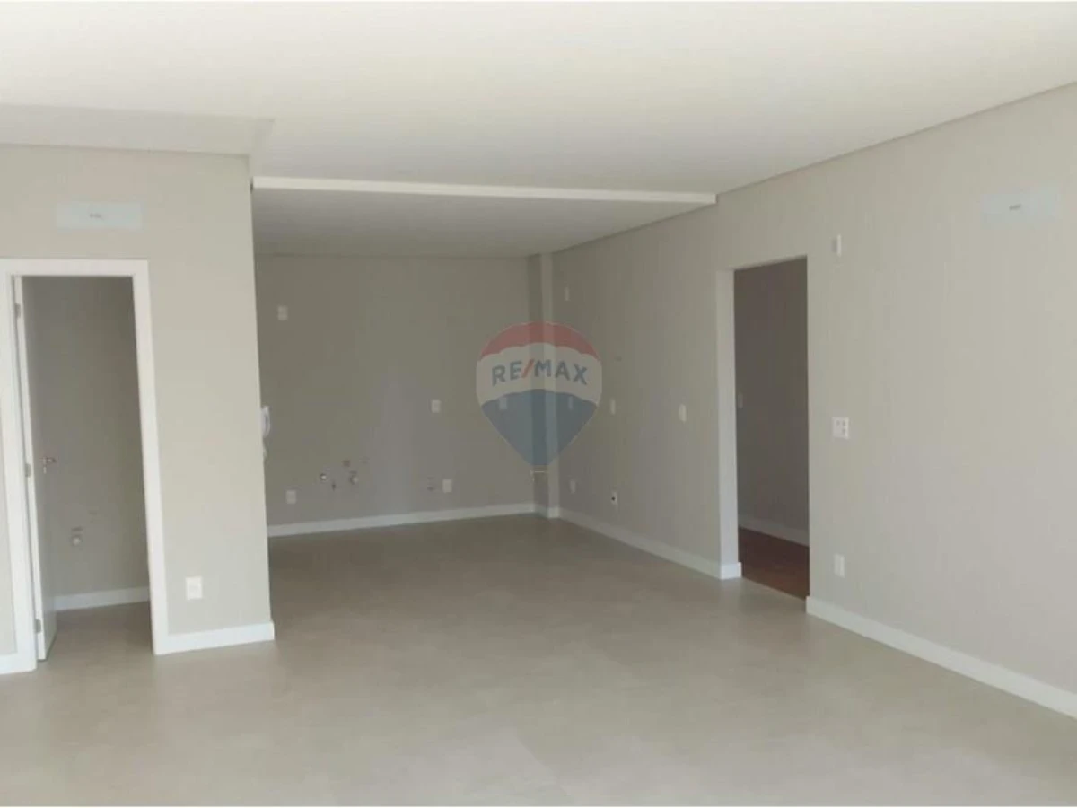 4-Bedroom Apartment at Porto Tawny — Centro, Balneário Camboriú
