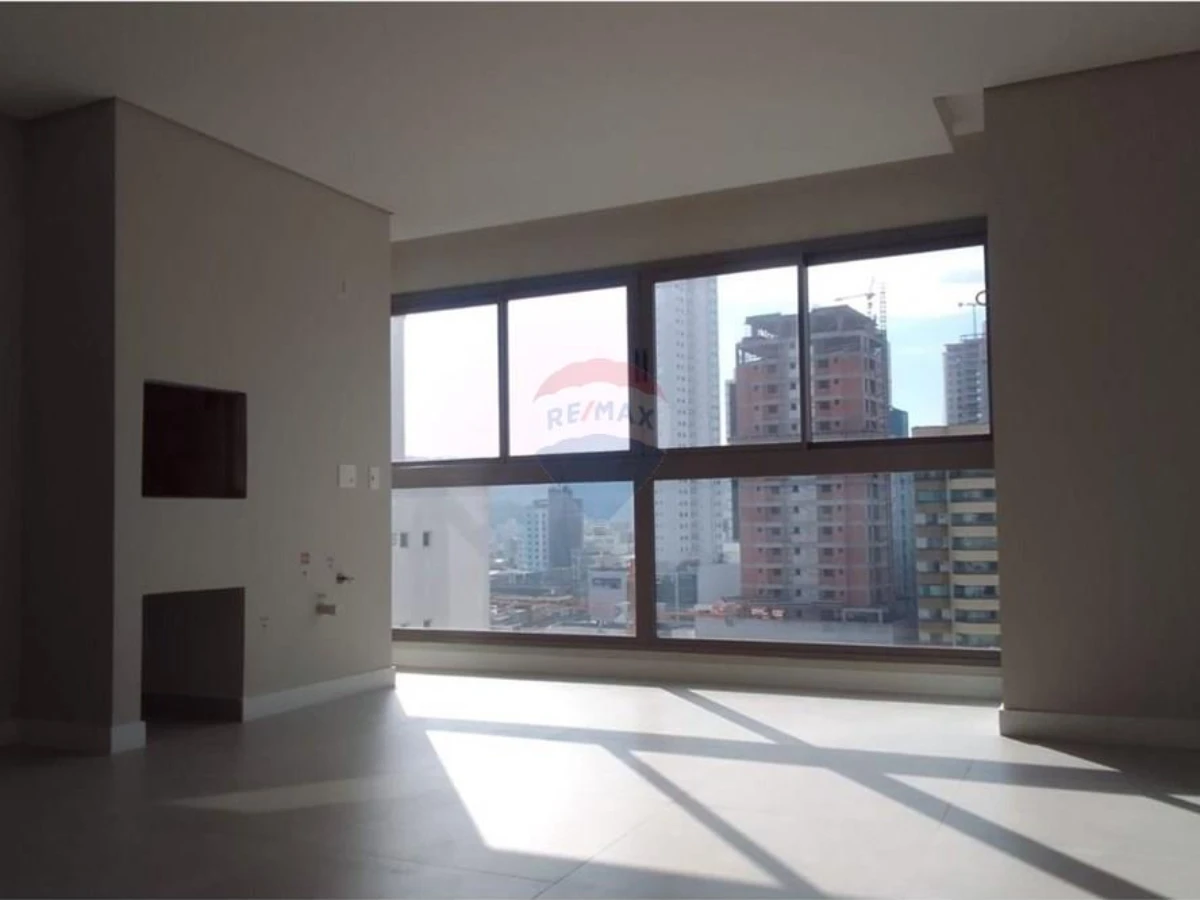 4-Bedroom Apartment at Porto Tawny — Centro, Balneário Camboriú