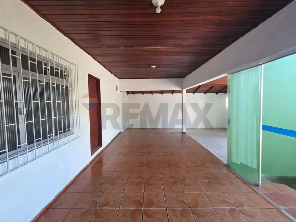 Casa 3 Dormitorios en Venta — Ingleses, Florianópolis, 250 m²