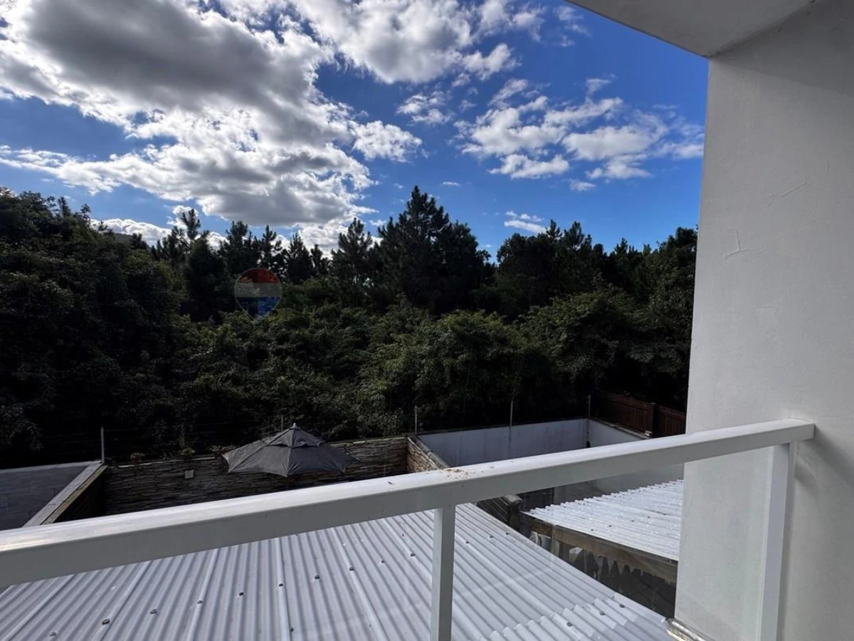 Двухэтажный дом с 2 сьютами в Rio Vermelho, Florianópolis