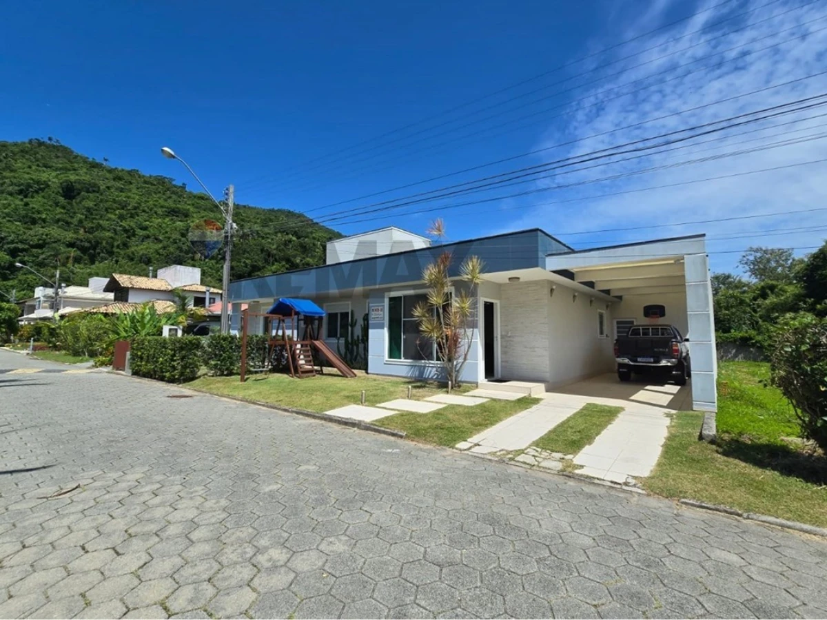 Дом 4 спальни в закрытом кондоминиуме — Cachoeira do Bom Jesus, Florianópolis
