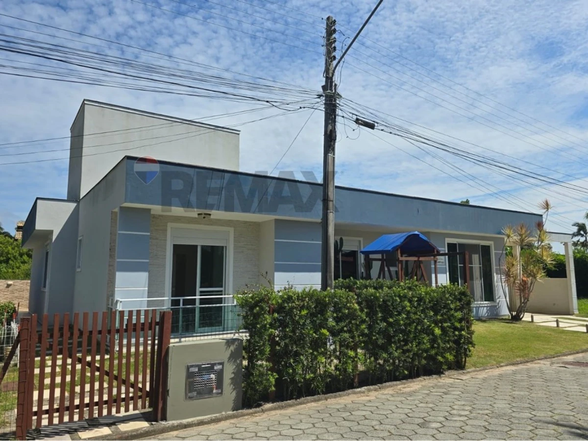 Дом 4 спальни в закрытом кондоминиуме — Cachoeira do Bom Jesus, Florianópolis