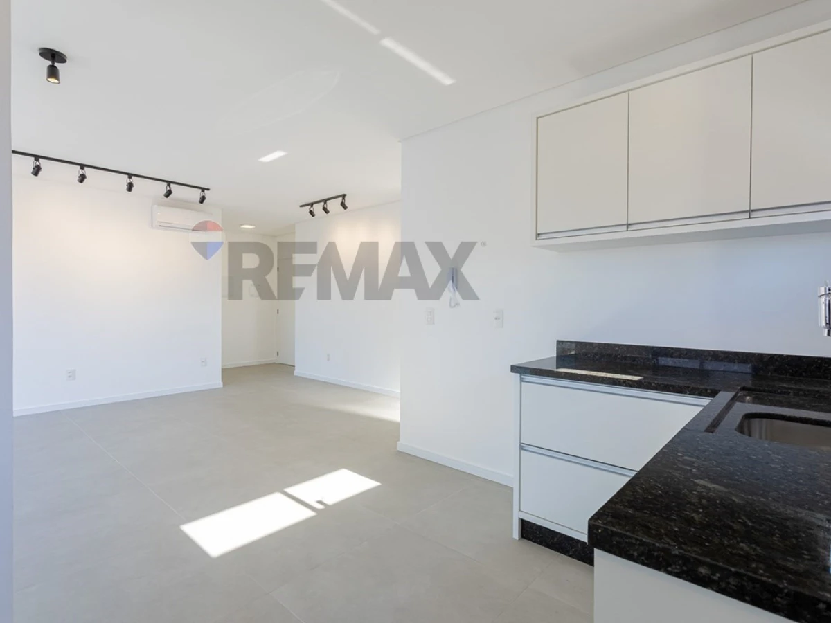 Апартаменты 1 спальня, 55 м², продажа — Trindade, Florianópolis