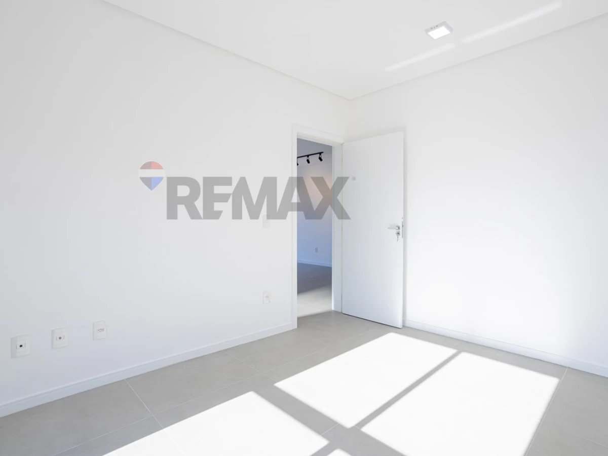 Апартаменты 1 спальня, 55 м², продажа — Trindade, Florianópolis