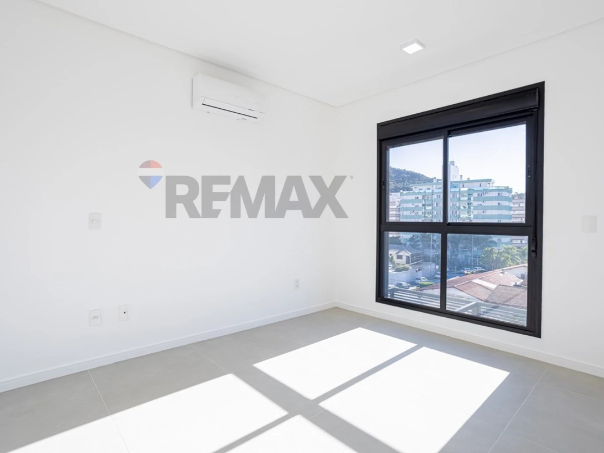Апартаменты 1 спальня, 55 м², продажа — Trindade, Florianópolis