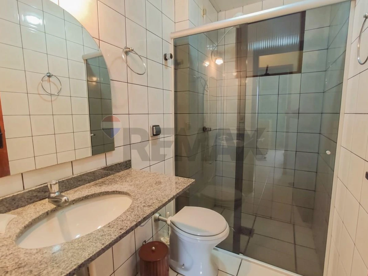 Апартаменты 2 спальни с сьютом на продажу в Canasvieiras, Florianópolis
