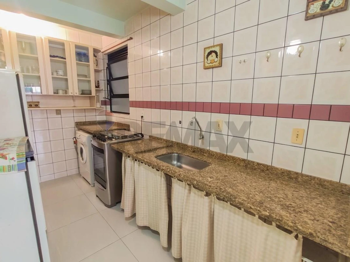 Апартаменты 2 спальни с сьютом на продажу в Canasvieiras, Florianópolis