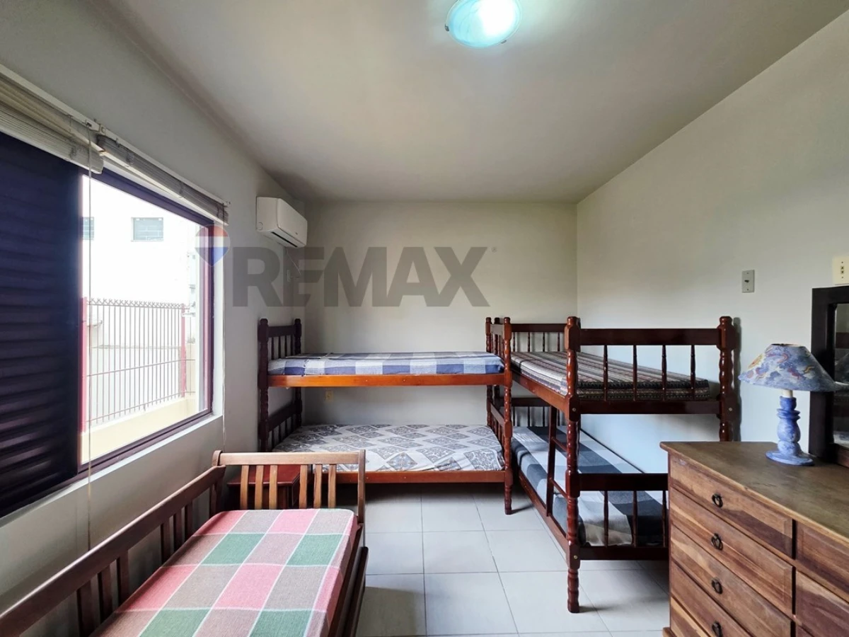 Apartamento 2 Dormitorios en Venta — Canasvieiras, Florianópolis